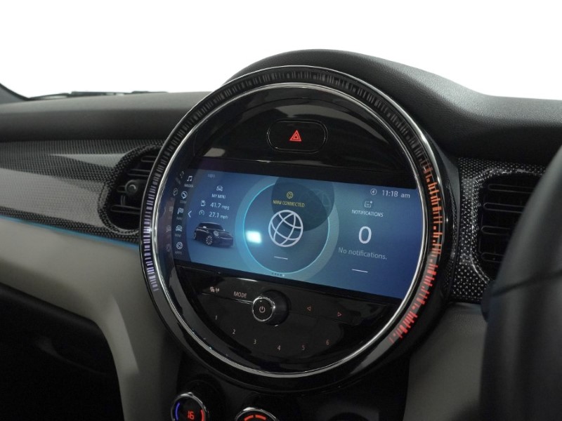 2021 (21) MINI HATCHBACK 1.5 Cooper Exclusive 3dr Auto 5553247
