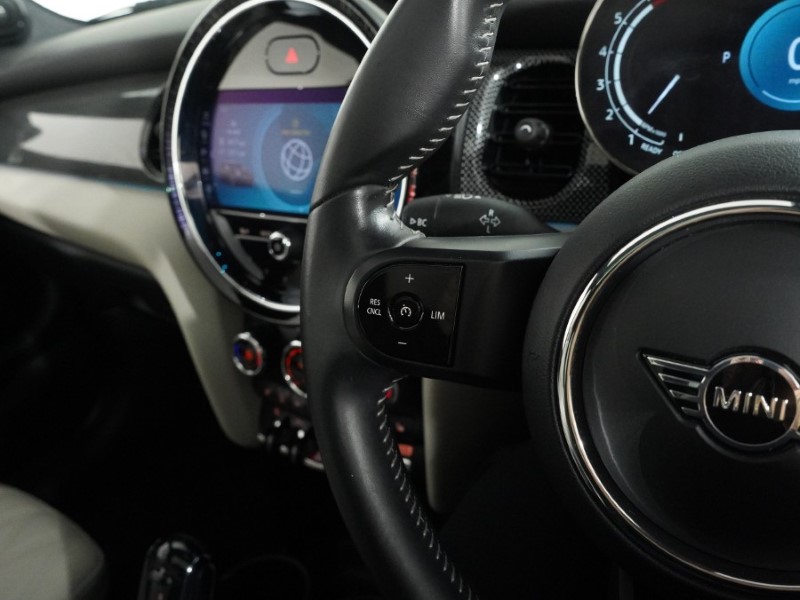 2021 (21) MINI HATCHBACK 1.5 Cooper Exclusive 3dr Auto 5553242