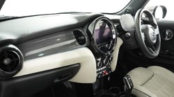 2021 (21) MINI HATCHBACK 1.5 Cooper Exclusive 3dr Auto 5553220