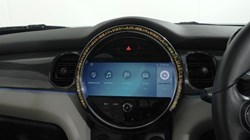 2021 (21) MINI HATCHBACK 1.5 Cooper Exclusive 3dr Auto 5553250