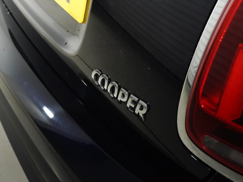 2021 (21) MINI HATCHBACK 1.5 Cooper Exclusive 3dr Auto 5553215