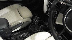 2021 (21) MINI HATCHBACK 1.5 Cooper Exclusive 3dr Auto 5553236