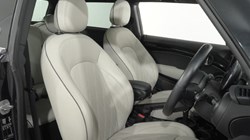 2021 (21) MINI HATCHBACK 1.5 Cooper Exclusive 3dr Auto 5553232