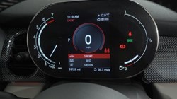 2021 (21) MINI HATCHBACK 1.5 Cooper Exclusive 3dr Auto 5553256