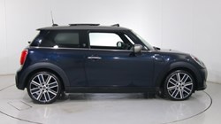 2021 (21) MINI HATCHBACK 1.5 Cooper Exclusive 3dr Auto 5553276
