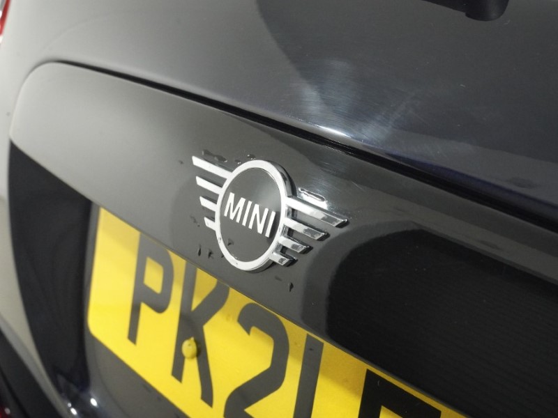 2021 (21) MINI HATCHBACK 1.5 Cooper Exclusive 3dr Auto 5553216