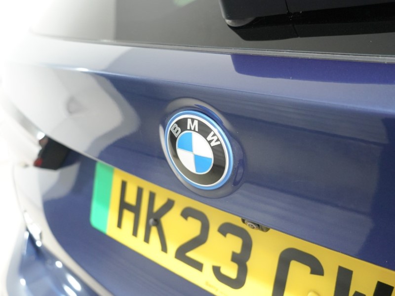 2023 (23) BMW iX3 210kW M Sport Pro 80kWh 5dr Auto 5557459