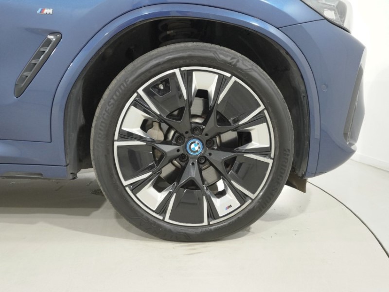 2023 (23) BMW iX3 210kW M Sport Pro 80kWh 5dr Auto 5557480