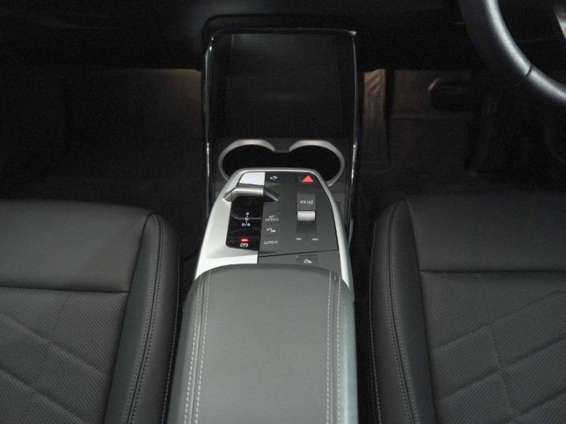 2024 (24) BMW iX1 230kW xDrive30 xLine 65kWh 5dr Auto 5578426