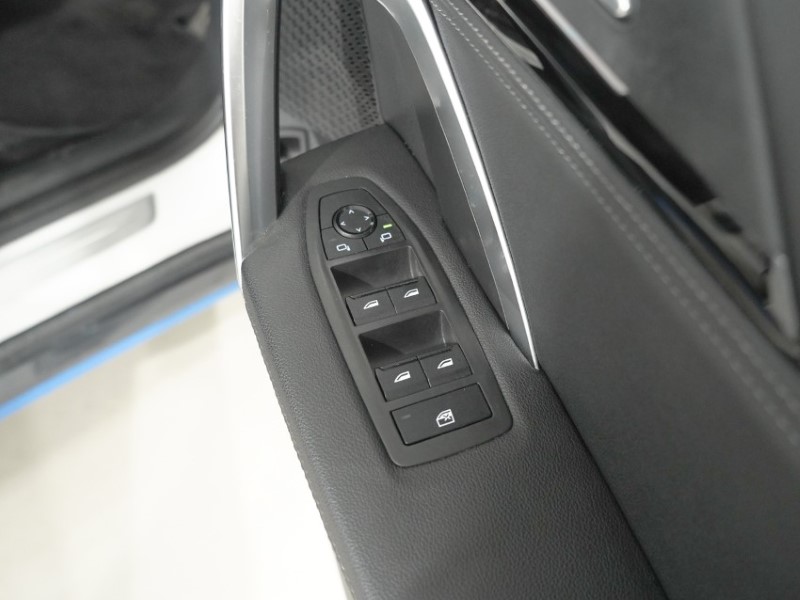2023 (23) BMW iX1 230kW xDrive30 xLine 65kWh 5dr Auto 5545183