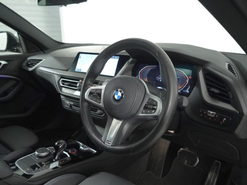 2021 (71) BMW 2 SERIES 220d M Sport 4dr Step Auto 5575163