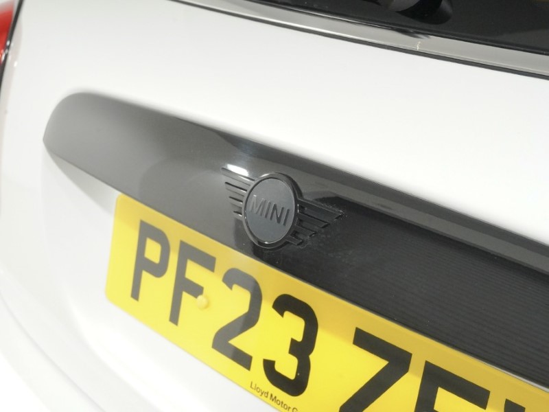 2023 (23) MINI HATCHBACK 1.5 Cooper Sport 3dr Auto 5552802