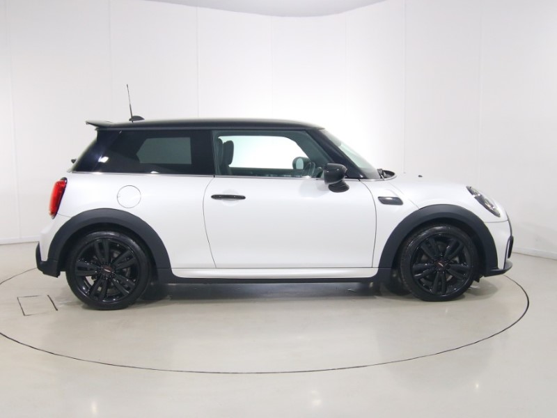 2023 (23) MINI HATCHBACK 1.5 Cooper Sport 3dr Auto 5552856
