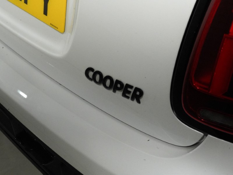2023 (23) MINI HATCHBACK 1.5 Cooper Sport 3dr Auto 5552801