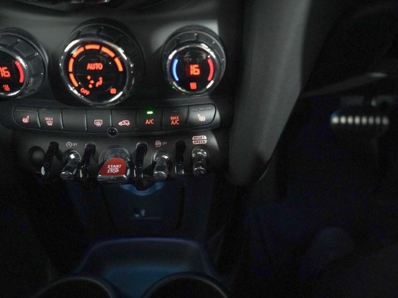2023 (23) MINI HATCHBACK 1.5 Cooper Sport 3dr Auto 5552837