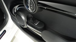 2023 (23) MINI HATCHBACK 1.5 Cooper Sport 3dr Auto 5552821