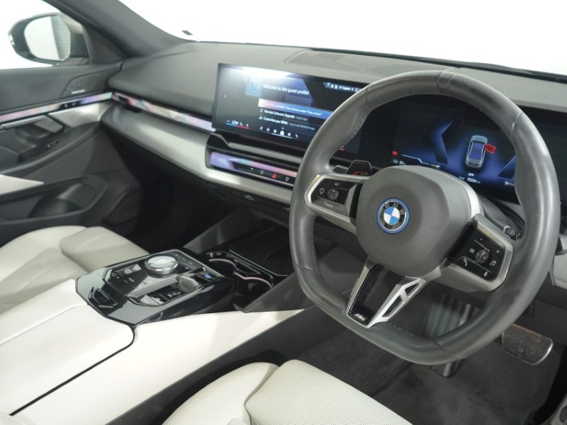 2024 (24) BMW I5 250kW eDrive40 M Sport 84kWh 4dr Auto 5556890