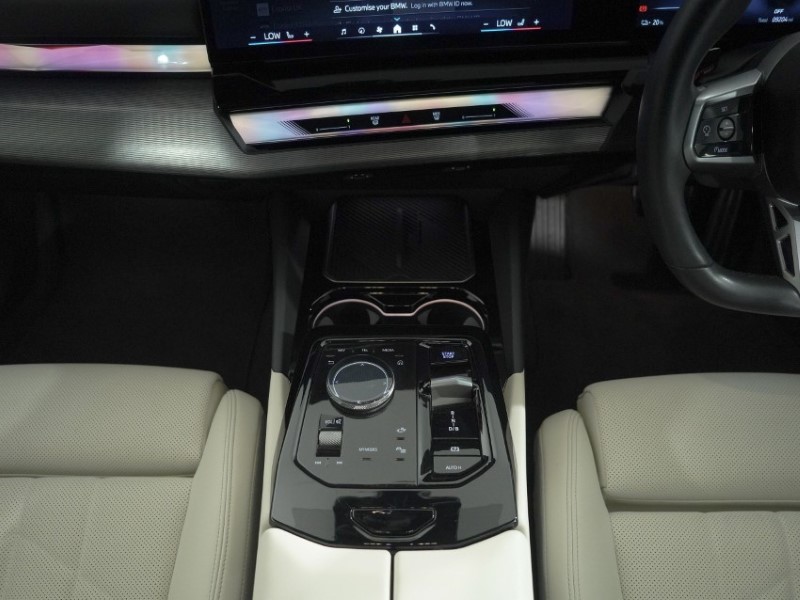 2024 (24) BMW I5 250kW eDrive40 M Sport 84kWh 4dr Auto 5556880