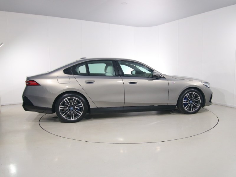 2024 (24) BMW I5 250kW eDrive40 M Sport 84kWh 4dr Auto 5556924