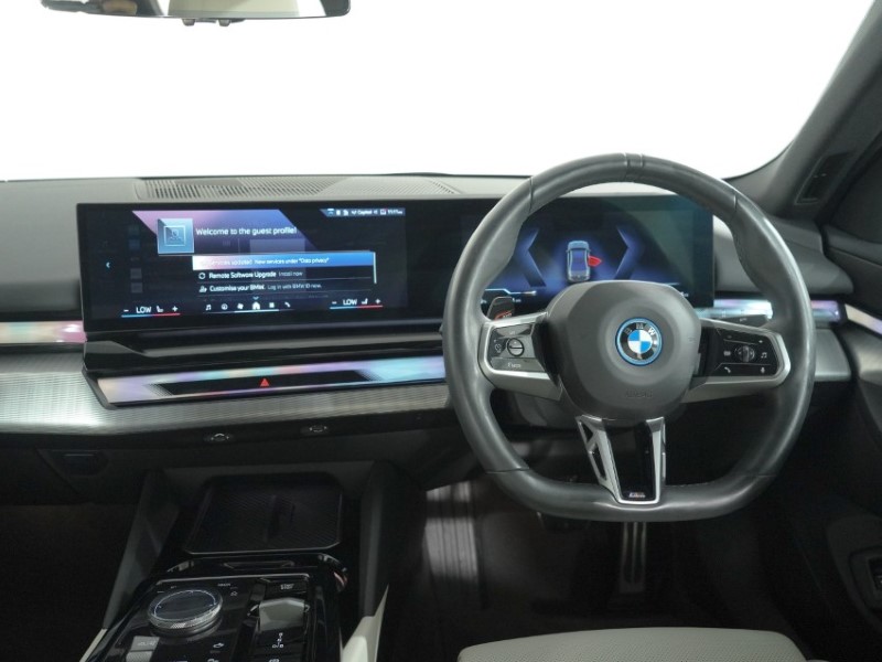 2024 (24) BMW I5 250kW eDrive40 M Sport 84kWh 4dr Auto 5556878