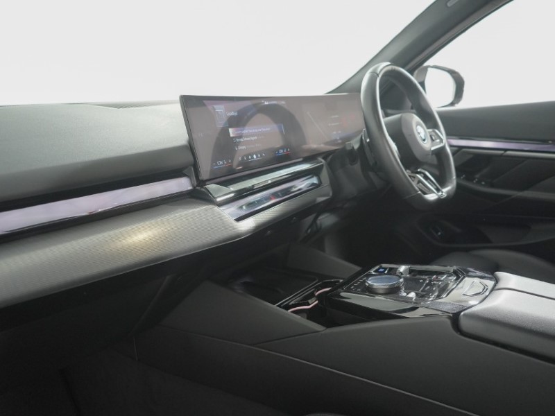 2024 (24) BMW I5 250kW eDrive40 M Sport 84kWh 4dr Auto 5615824