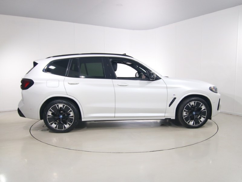 2022 (22) BMW iX3 210kW M Sport Pro 80kWh 5dr Auto 5558332
