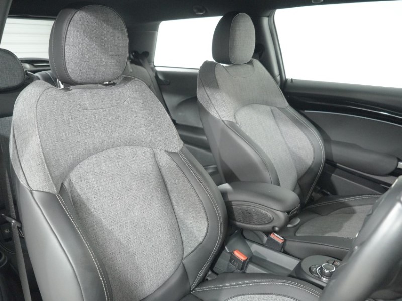 2023 (23) MINI HATCHBACK 135kW Cooper S Level 2 33kWh 3dr Auto 5549904