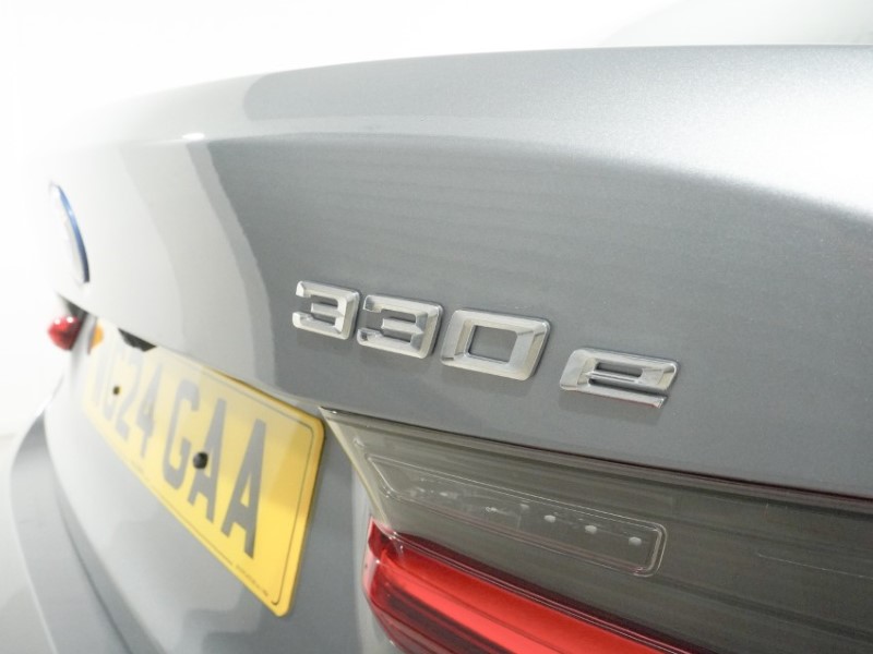 2024 (24) BMW 3 SERIES 330e M Sport 4dr Step Auto 5571980