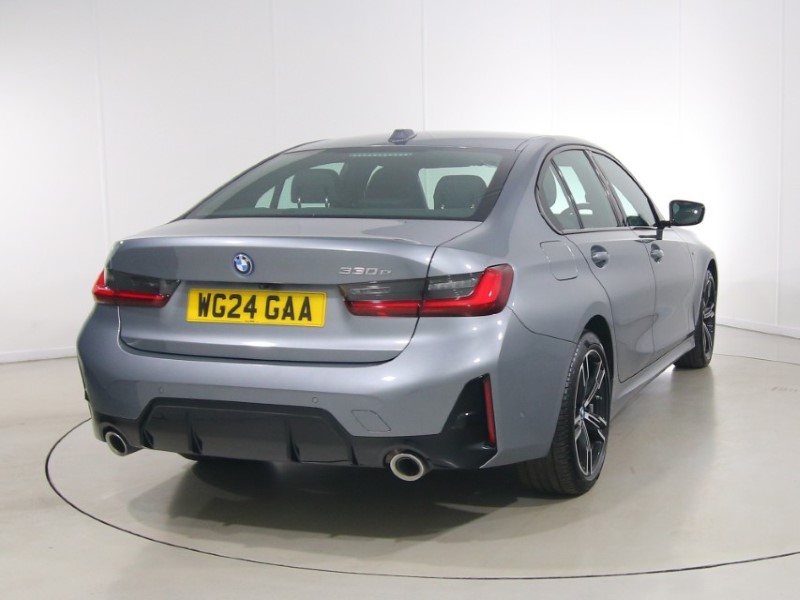 2024 (24) BMW 3 SERIES 330e M Sport 4dr Step Auto 5572039