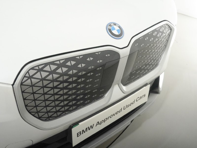 2024 (24) BMW iX1 230kW xDrive30 xLine 65kWh 5dr Auto 5597503