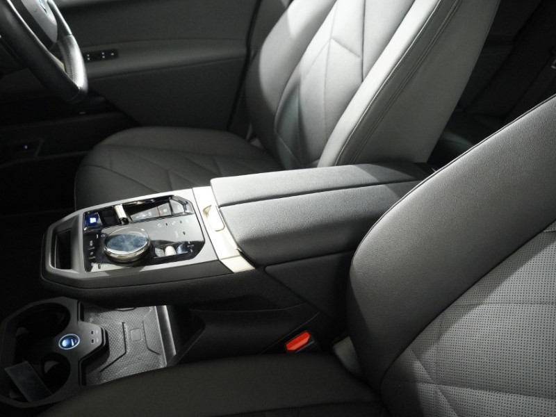 2024 (24) BMW iX 455kW M60 111.5kWh 5dr Auto 5571064