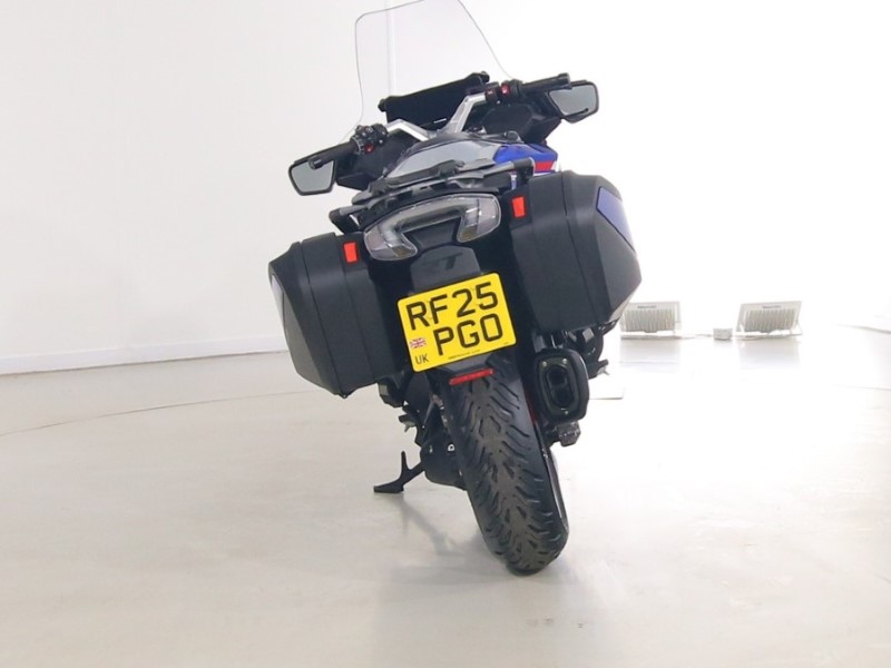 2025 (25) BMW Motorrad R1300 RT LE ASA (25MY) 5566071