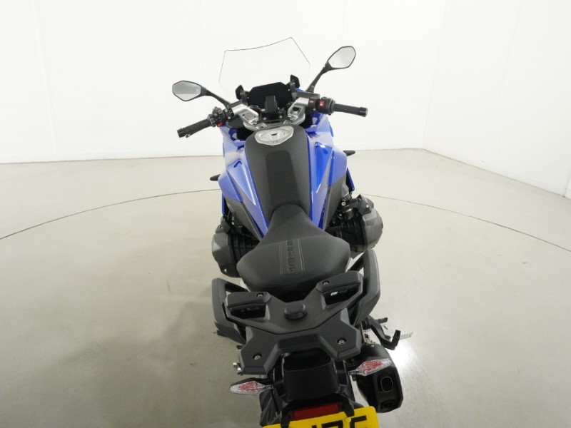 2025 (75) BMW Motorrad R1300 RS SE (25MY) 5566079