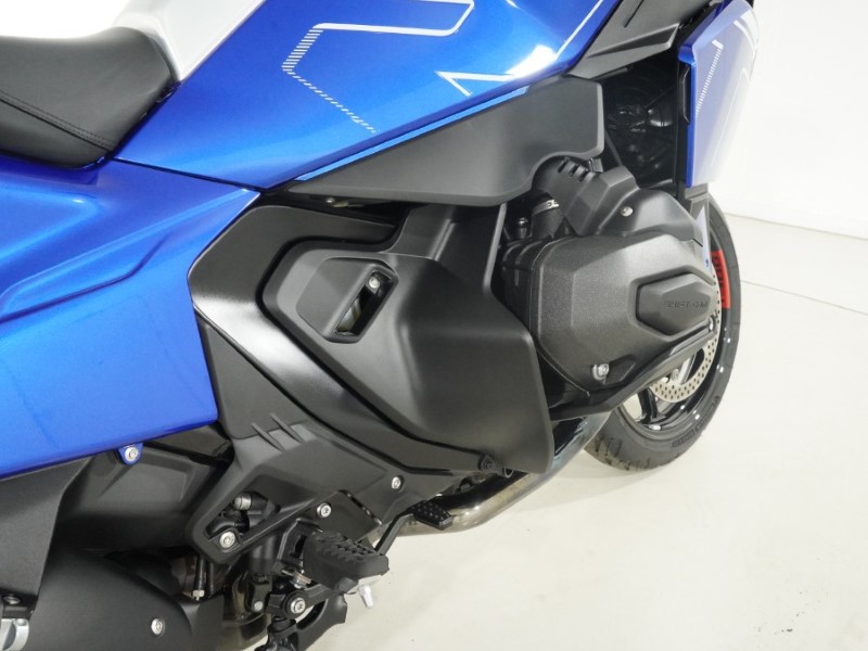 2025 (75) BMW Motorrad R1300 RT LE ASA (25MY) 5569951