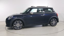 2023 (72) MINI HATCHBACK 1.5 Cooper Exclusive 3dr Auto 5588737