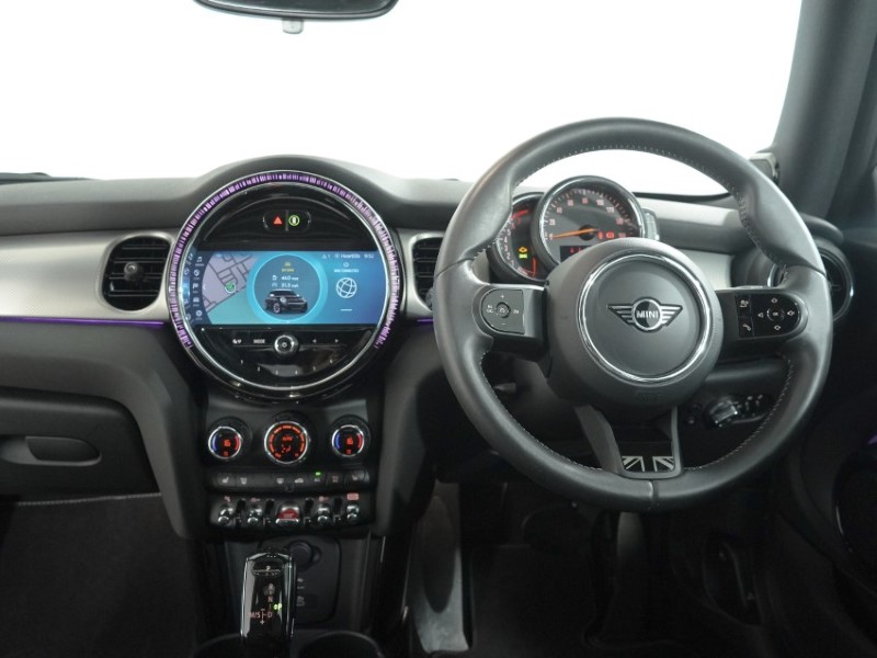 2023 (72) MINI HATCHBACK 1.5 Cooper Exclusive 3dr Auto 5588689
