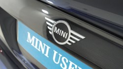 2023 (72) MINI HATCHBACK 1.5 Cooper Exclusive 3dr Auto 5588678