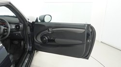 2023 (72) MINI HATCHBACK 1.5 Cooper Exclusive 3dr Auto 5588702