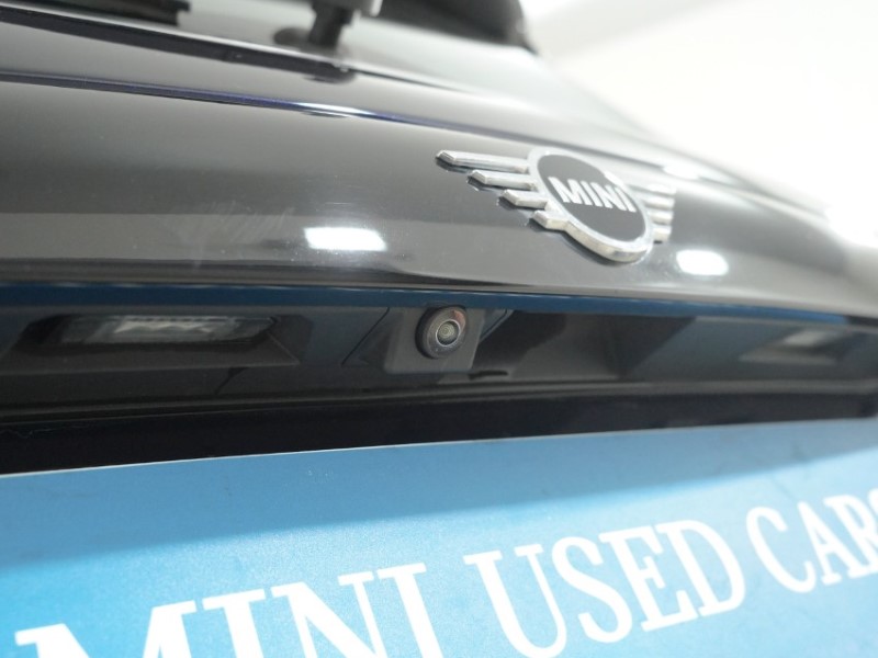 2023 (72) MINI HATCHBACK 1.5 Cooper Exclusive 3dr Auto 5588681