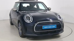 2023 (72) MINI HATCHBACK 1.5 Cooper Exclusive 3dr Auto 5588735