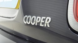 2023 (72) MINI HATCHBACK 1.5 Cooper Exclusive 3dr Auto 5588679