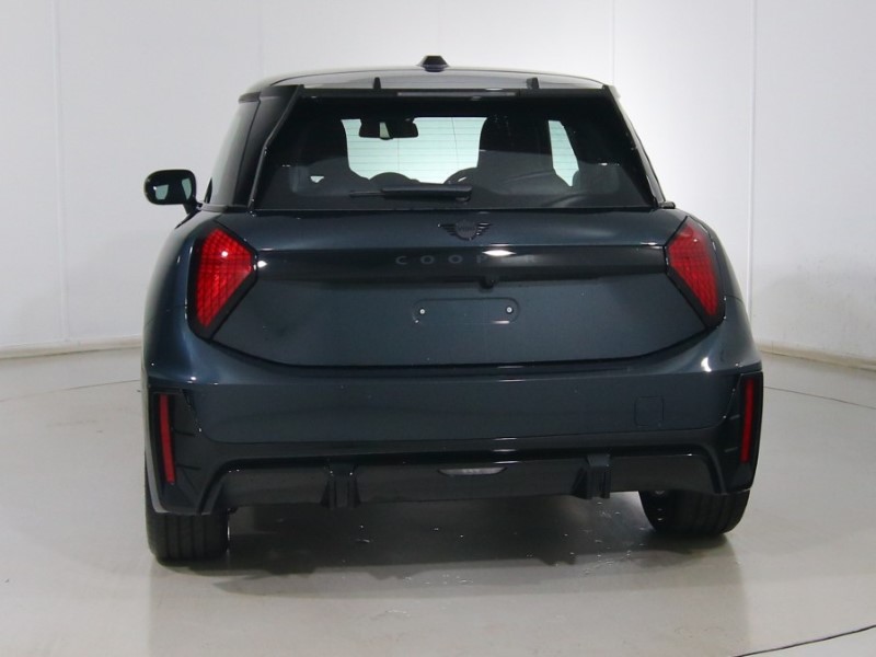 2025 (75) MINI COOPER 135kW E Sport 41kWh 3dr Auto 5715955
