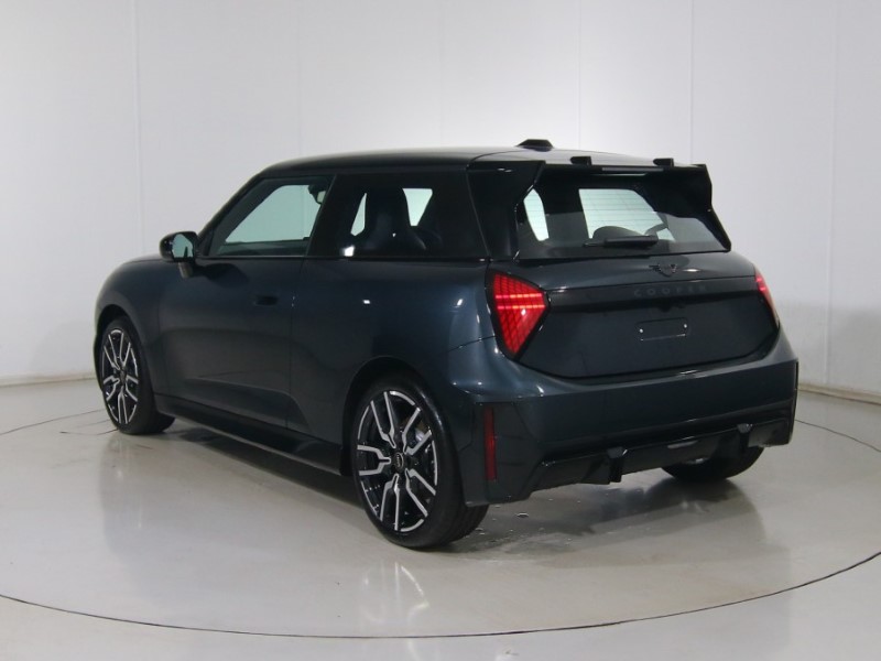 2025 (75) MINI COOPER 135kW E Sport 41kWh 3dr Auto 5715954