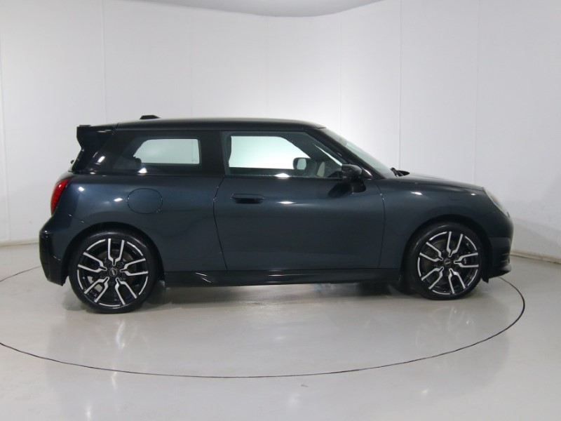 2025 (75) MINI COOPER 135kW E Sport 41kWh 3dr Auto 5715957