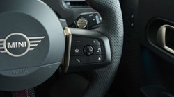 2025 (75) MINI COOPER 1.5 C Sport 3dr Auto 5571819