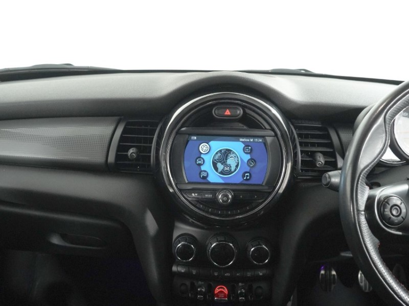 2019 (69) MINI HATCHBACK 1.5 Cooper Sport II 5dr 5579747