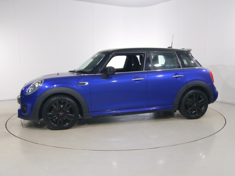 2019 (69) MINI HATCHBACK 1.5 Cooper Sport II 5dr 5579788