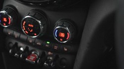 2019 (69) MINI HATCHBACK 1.5 Cooper Sport II 5dr 5579782
