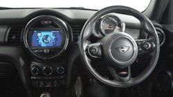 2019 (69) MINI HATCHBACK 1.5 Cooper Sport II 5dr 5579746