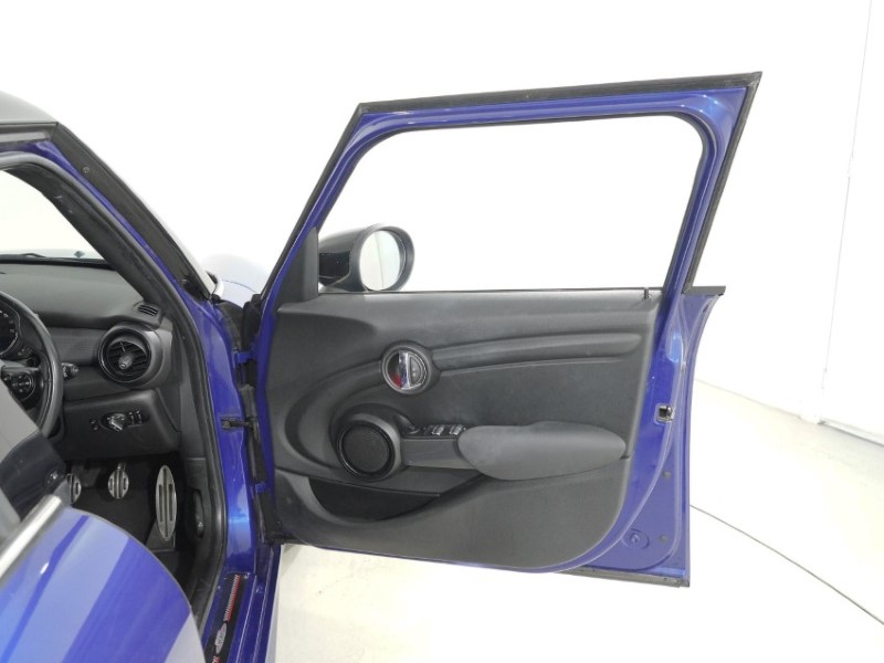 2019 (69) MINI HATCHBACK 1.5 Cooper Sport II 5dr 5579756